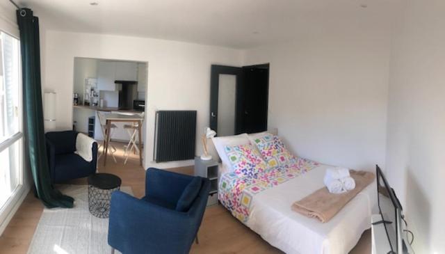 Rond Point Studio Cosy Et Central Avec Balcon Saint-Etienne (Loire) Exterior foto