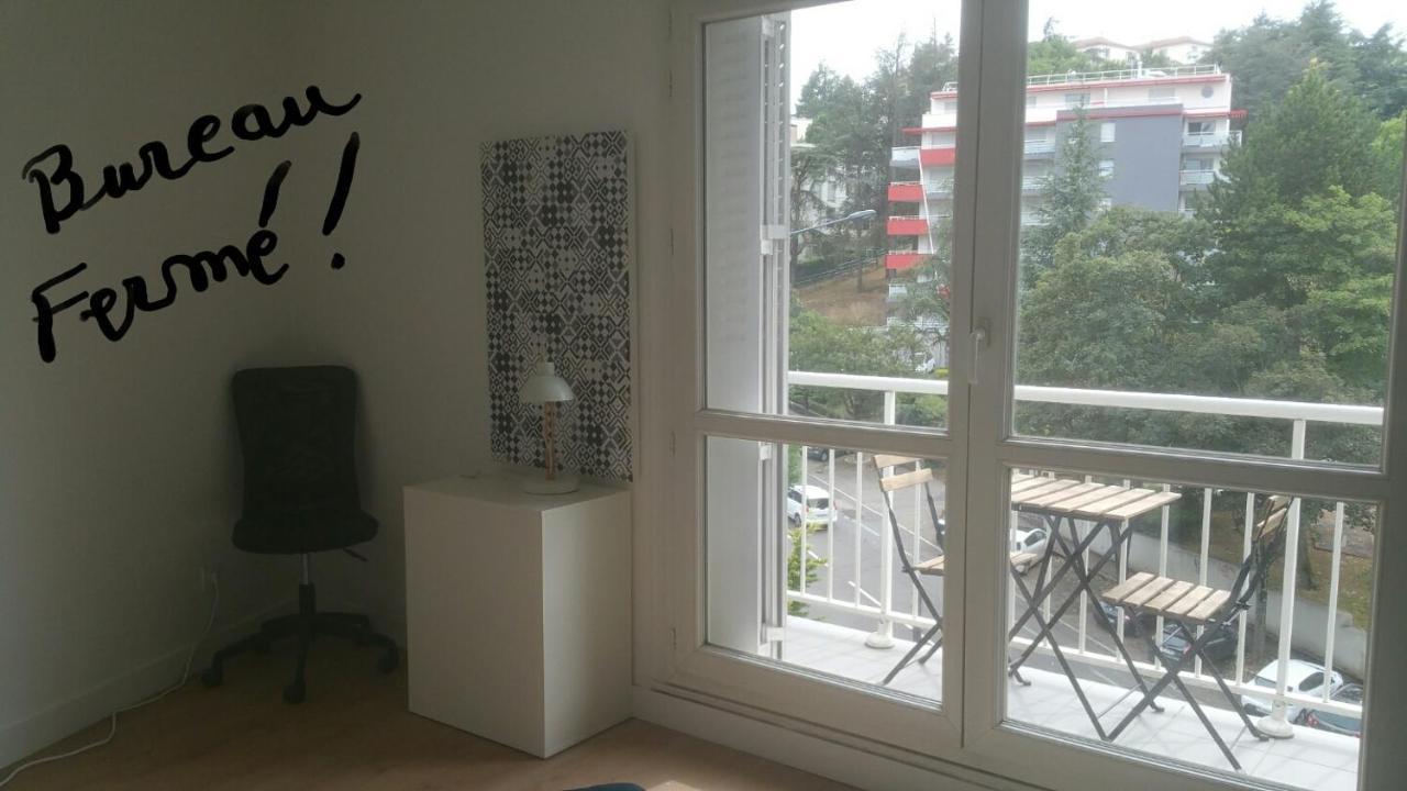 Rond Point Studio Cosy Et Central Avec Balcon Saint-Etienne (Loire) Exterior foto